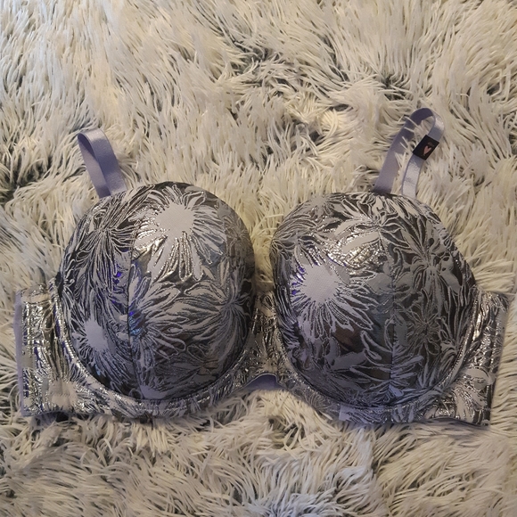 Victoria's Secret Other - Victoria's Secret bra
